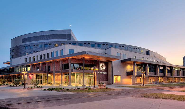 Union South: Wide shot of building exterior