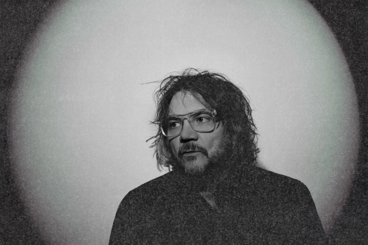 Black and white photo of Jeff Tweedy