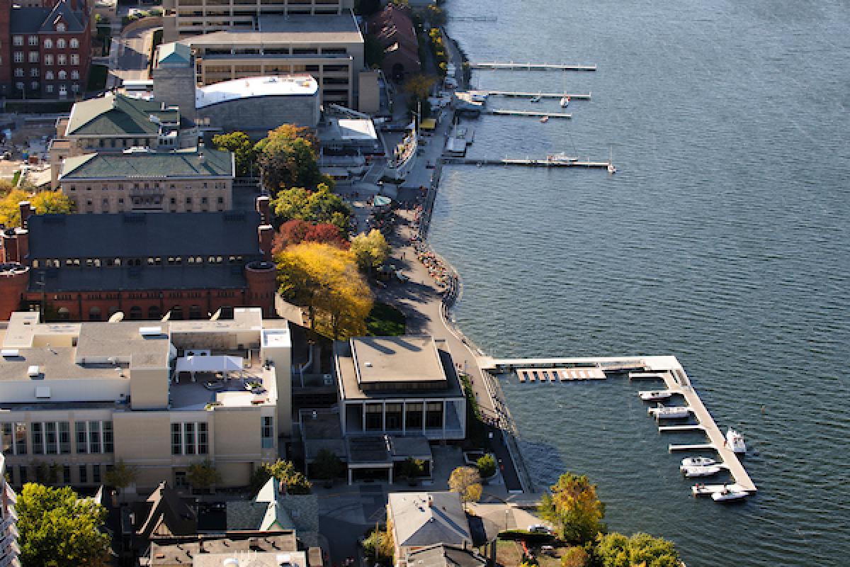 aerial UW campus JM13 2229